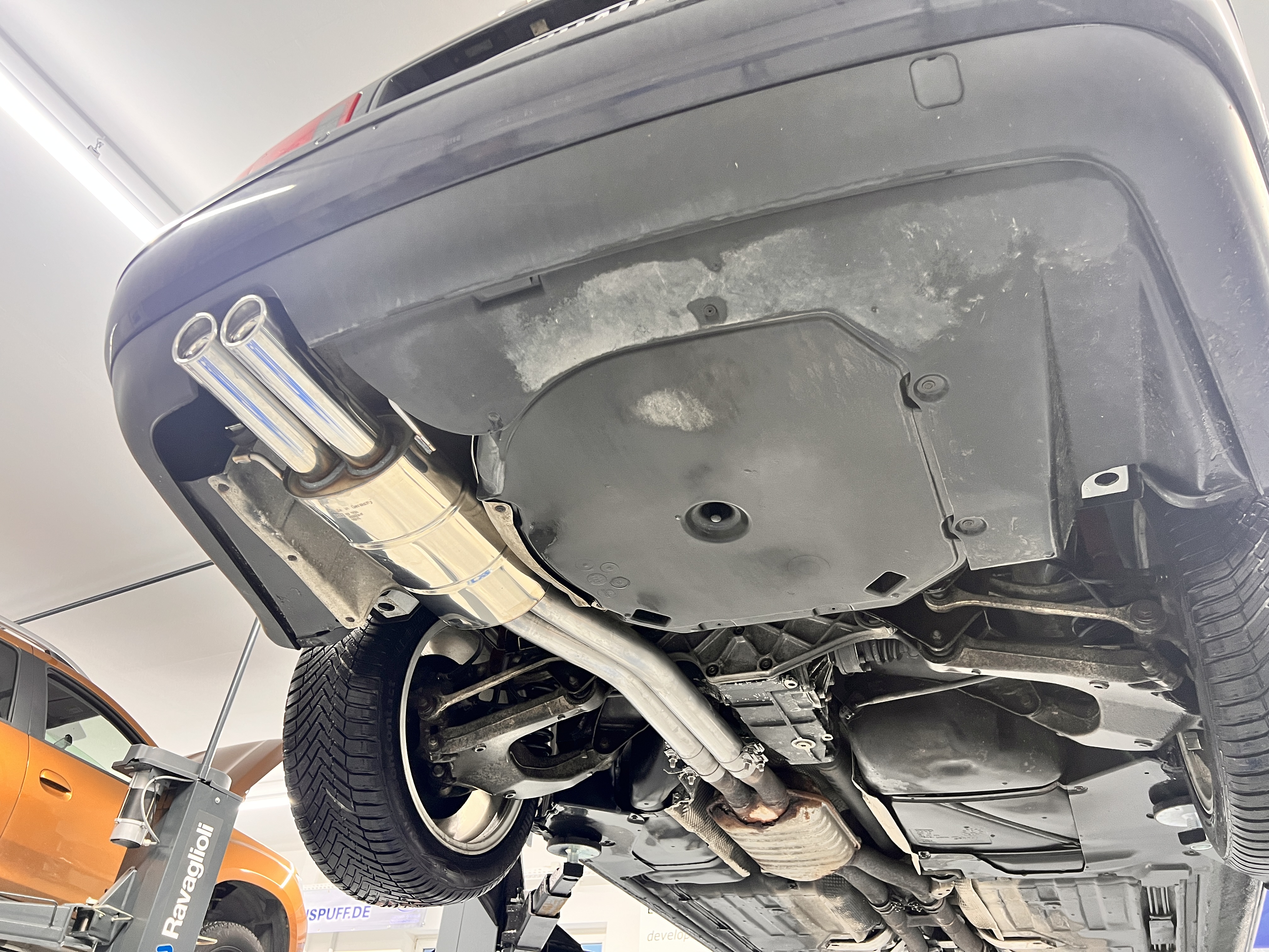 Audi A8/S8 Typ D2 Endschalldämpfer - 2x76 Typ 17