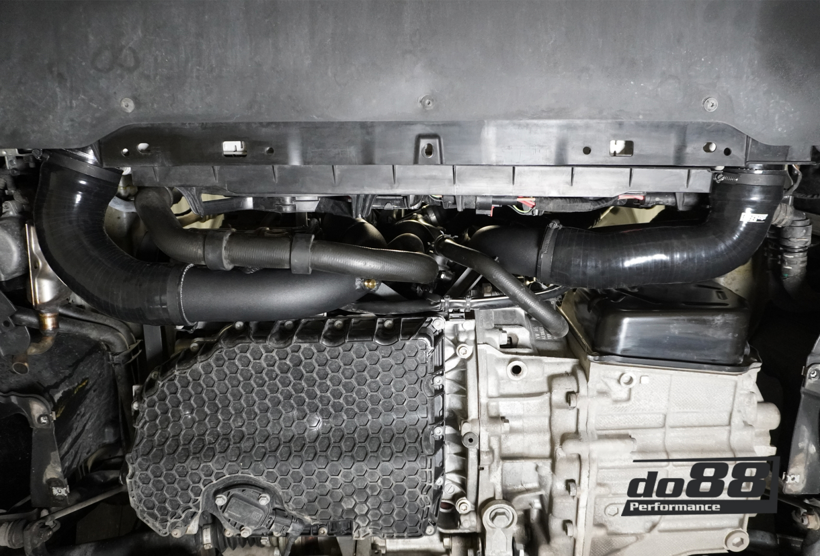 TR-340-OE-1-B-R_4 VAG 2.0 TSI EA888 Gen4 (245ps) std LLK Druckrohr, Schwarzen Schläuchen