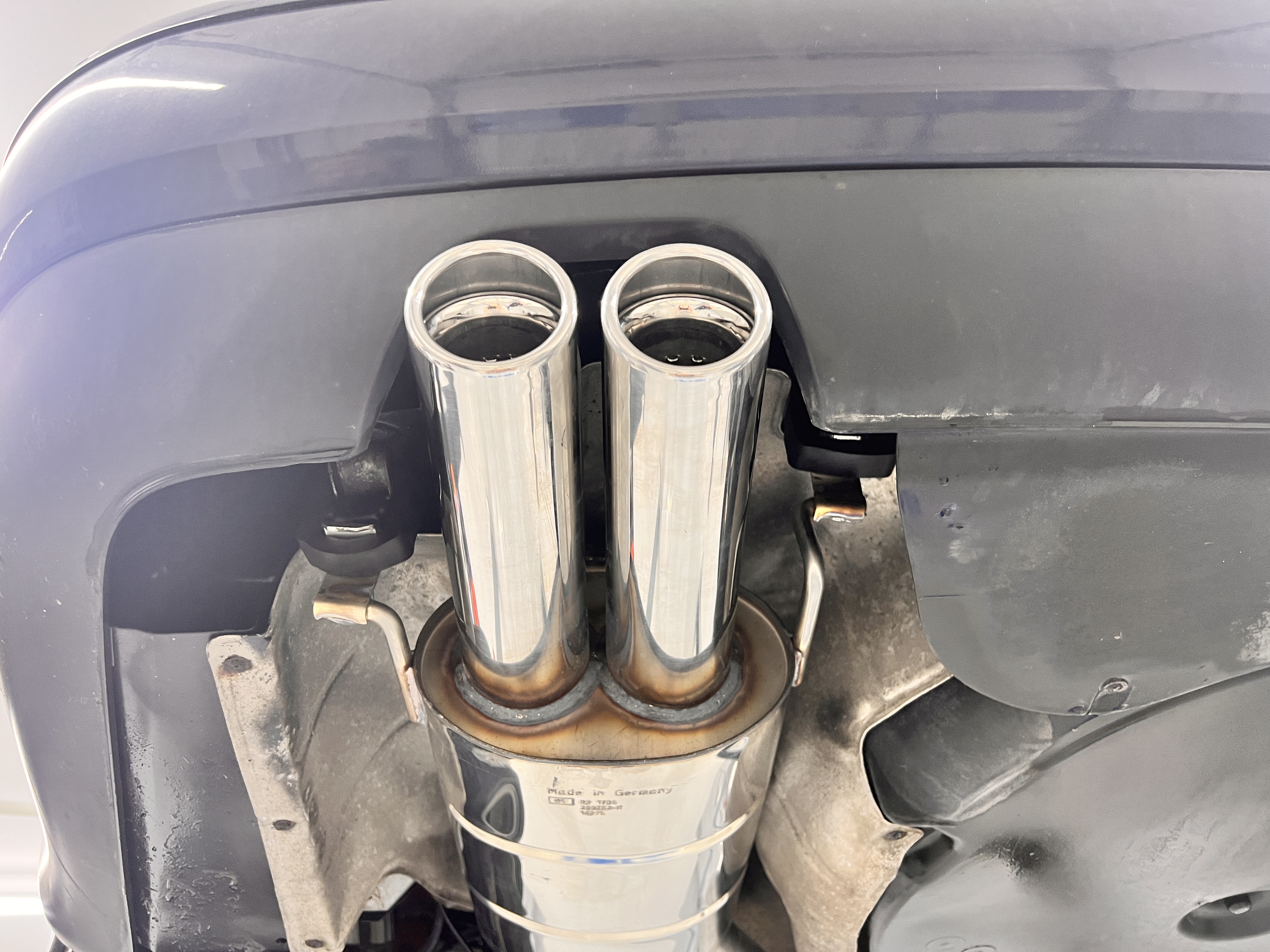 Audi A8/S8 Typ D2 Endschalldämpfer - 2x76 Typ 17 Audi A8/S8 Typ D2 Endschalldämpfer - 2x76 Typ 17