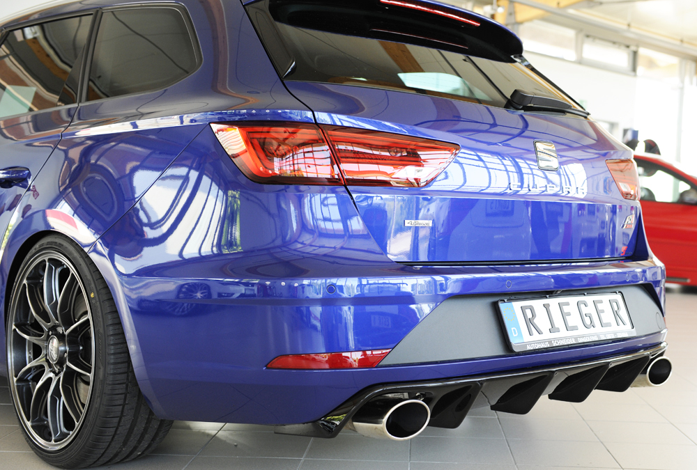 Rieger Heckeinsatz - Seat Leon Cupra Seat Leon Cupra (5F): 5-tür. (ST/Kombi) Rieger Heckeinsatz - Seat Leon Cupra Seat Leon Cupra (5F): 5-tür. (ST/Kombi)