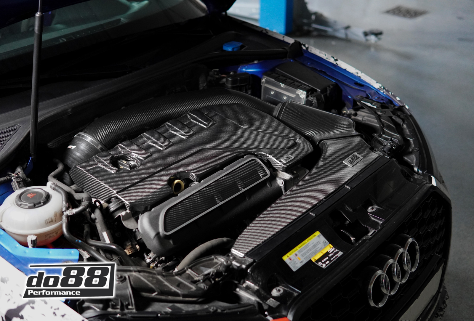 Audi RS3 8V 8Y / TT RS (8S) BeastFlow Geschlossenes Lufteinlasssystem + InloppsSchläuchen OE Audi RS3 8V.2 & 8Y / TTRS 8S Carbon Motor und ansaugkrümmer abdeckung